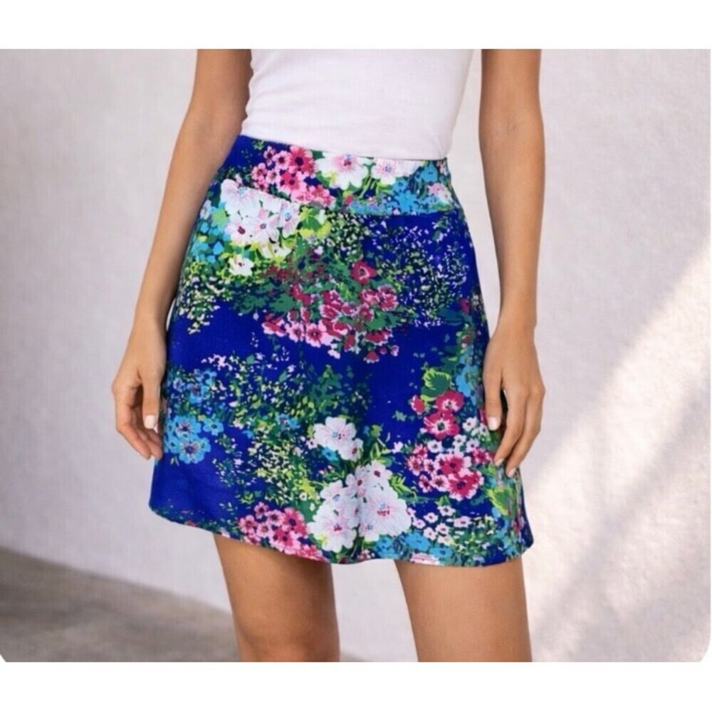 Francesca's / Alya brand blue skirt w pink & green floral pattern SZ M
